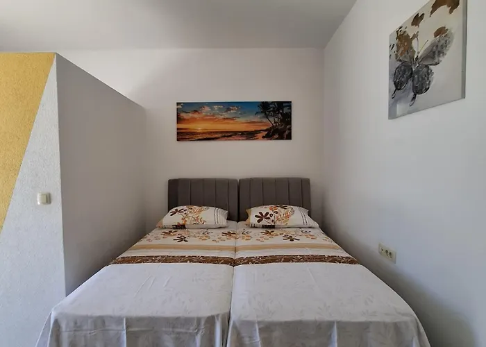 Studio Apartman Latica
