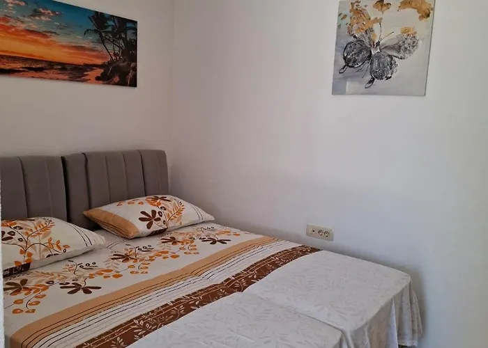 Studio Apartman Latica